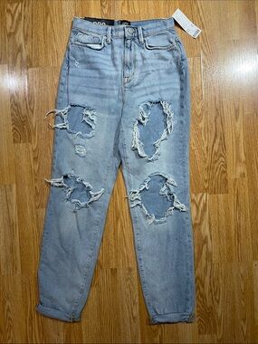 BDG-Light Blue Distressed Women’s Jeans. Mom High Rise